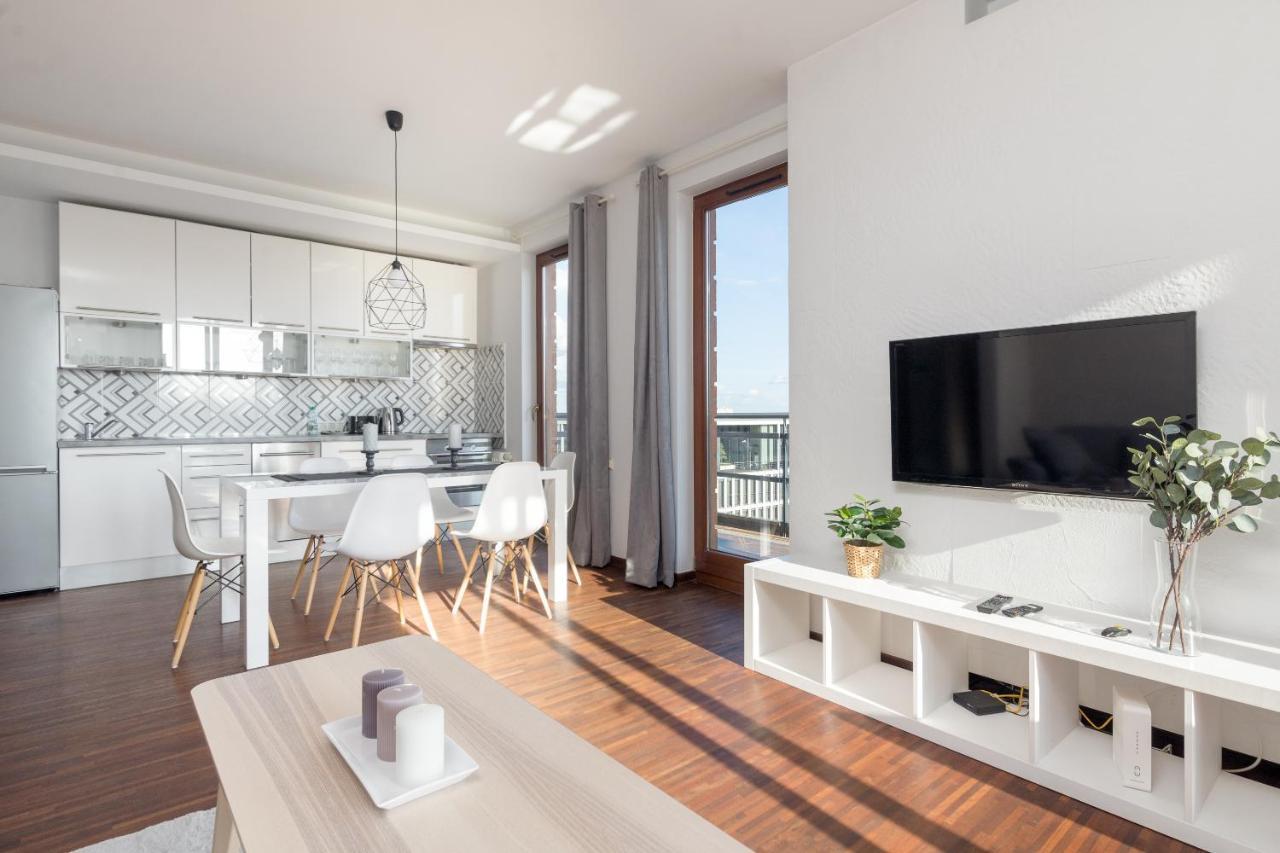Mokotow Premium Apartment With Terrace Varşovia Exterior foto