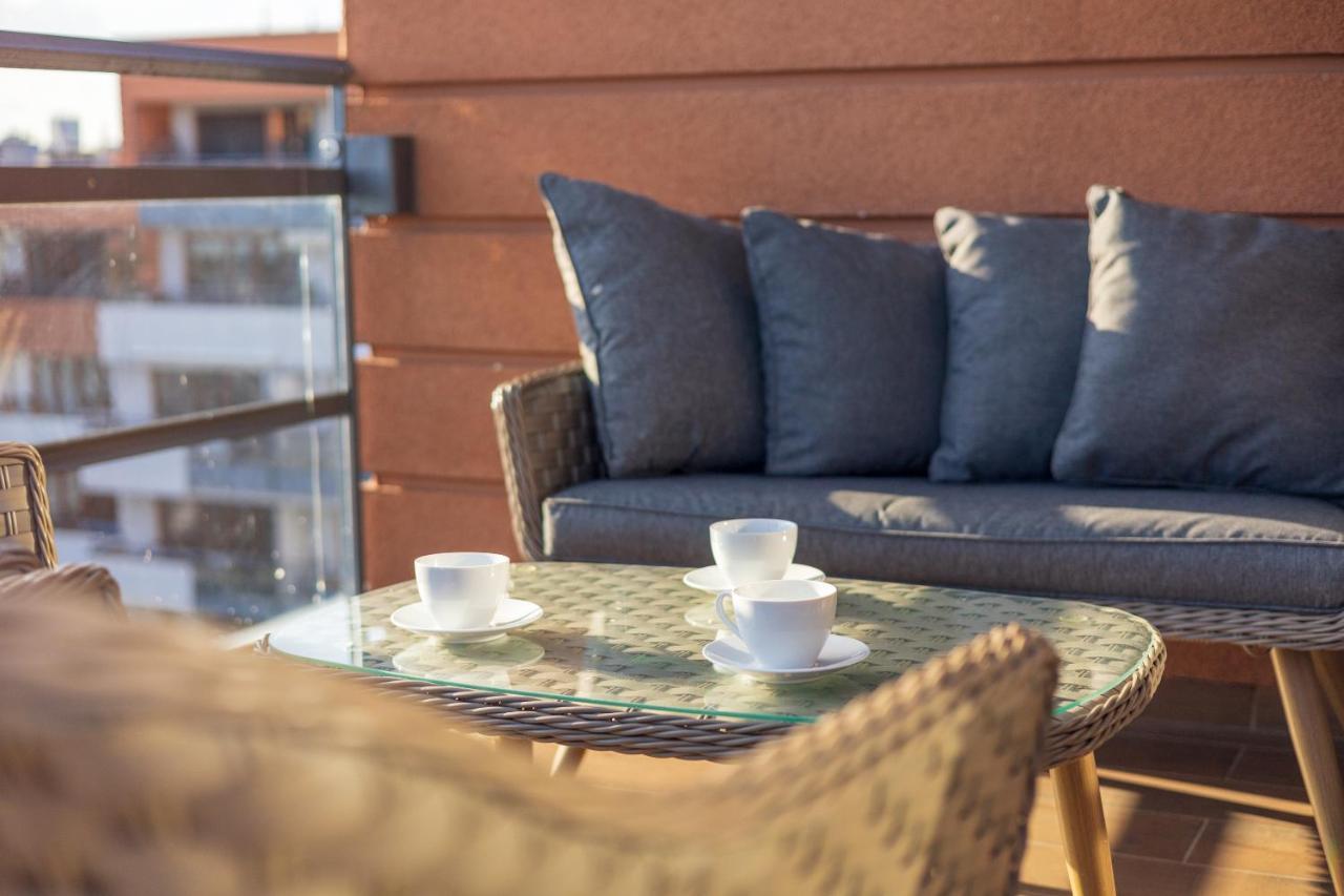 Mokotow Premium Apartment With Terrace Varşovia Exterior foto